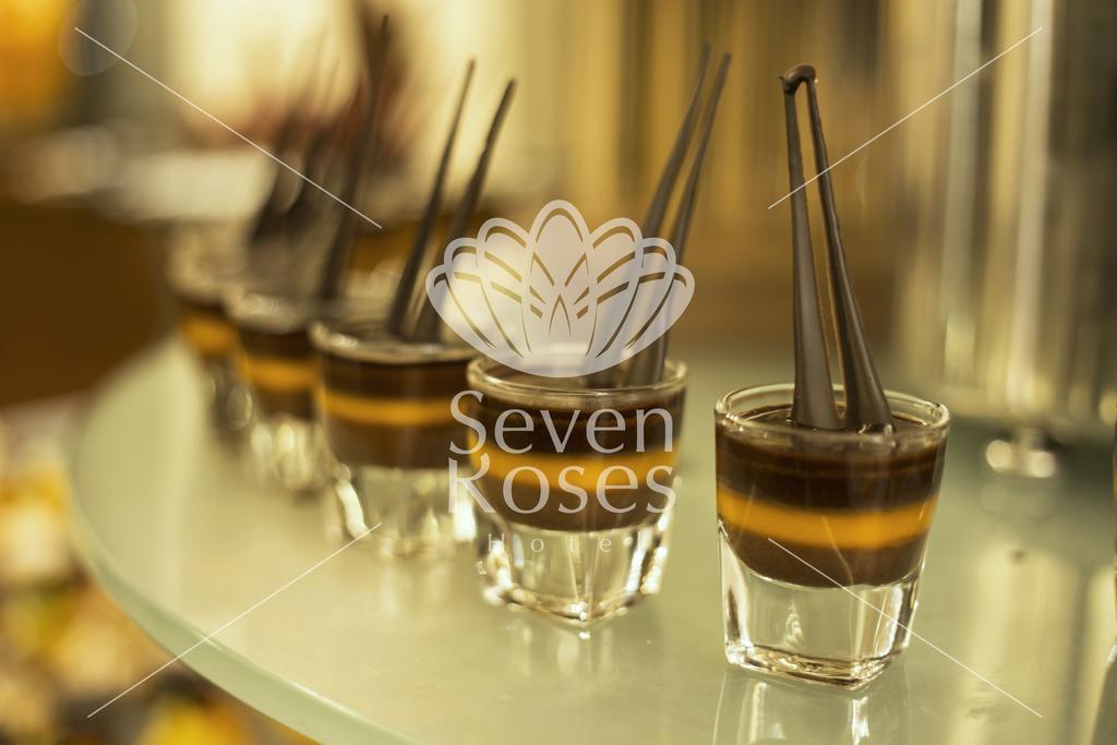 Seven Roses Hotel Amán Exterior foto